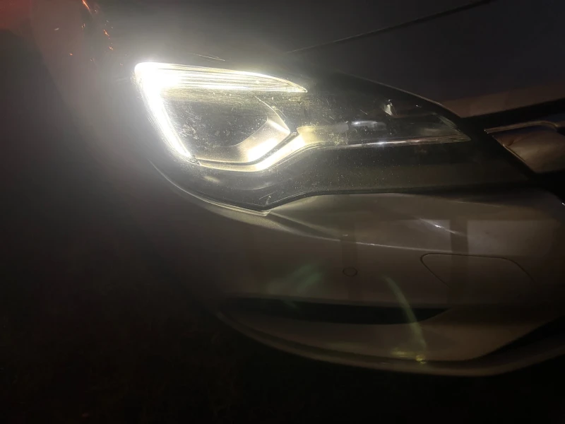 Opel Astra 1.6 Cdti, снимка 7 - Автомобили и джипове - 52589926