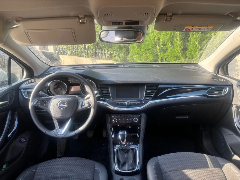 Opel Astra 1.6 Cdti, снимка 9 - Автомобили и джипове - 52589926