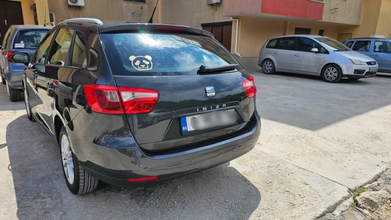 Seat Ibiza 1.6, снимка 9 - Автомобили и джипове - 51611685