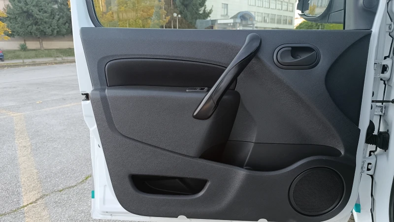 Renault Kangoo 1.5DCi , снимка 13 - Автомобили и джипове - 52178306