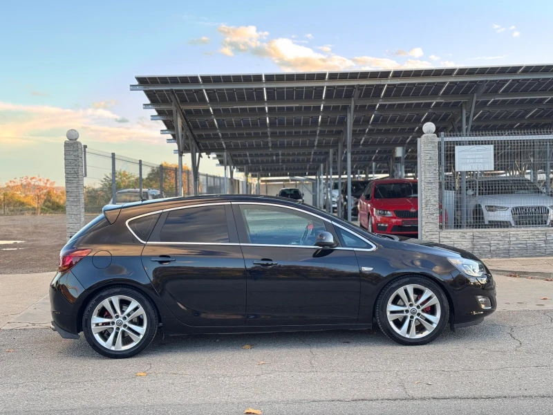 Opel Astra 1.6TURBO 180кс * ПЕРФЕКТЕН* , снимка 6 - Автомобили и джипове - 52224654