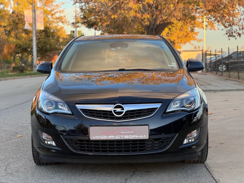 Opel Astra 1.6TURBO 180кс * ПЕРФЕКТЕН* , снимка 8 - Автомобили и джипове - 52224654
