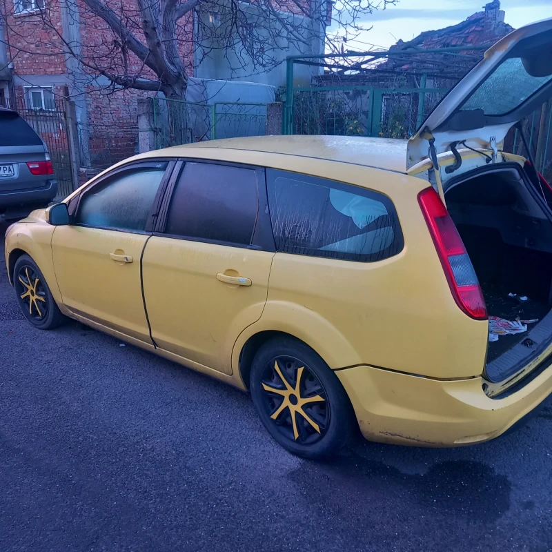 Ford Focus 1.6, снимка 2 - Автомобили и джипове - 52412968