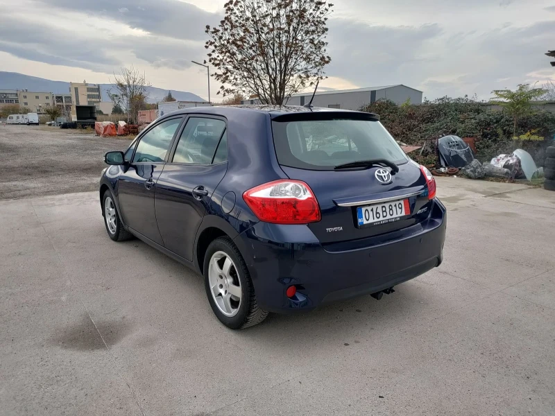 Toyota Auris 1.6i Germany 2011 132hp.Euro 5 Full Service, снимка 5 - Автомобили и джипове - 52475069