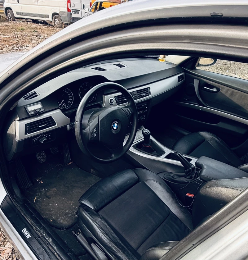 BMW 320, снимка 5 - Автомобили и джипове - 52639692