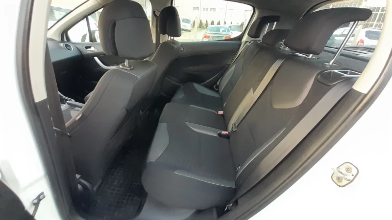 Peugeot 308 1.6hdi 90kc FaceLift , снимка 16 - Автомобили и джипове - 52645874