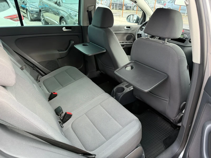 VW Golf Plus 1.9TDI / РЕАЛЕН ПРОБЕГ / СЕРВИЗНА ИСТОРИЯ / , снимка 11 - Автомобили и джипове - 53101736