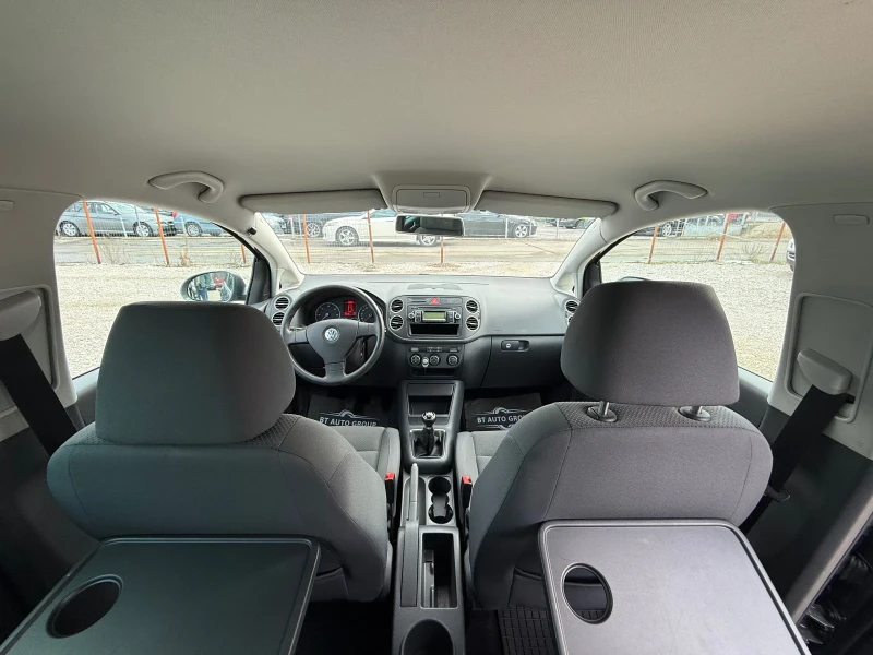 VW Golf Plus 1.9TDI / РЕАЛЕН ПРОБЕГ / СЕРВИЗНА ИСТОРИЯ / , снимка 13 - Автомобили и джипове - 53101736