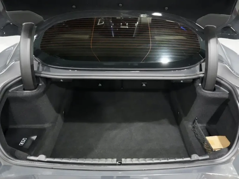 BMW 850 * ФИКСИРАНА ЦЕНА * CARFAX* ОПЦИЯ ЗА ФИНАНСИРАНЕ* , снимка 16 - Автомобили и джипове - 53232194