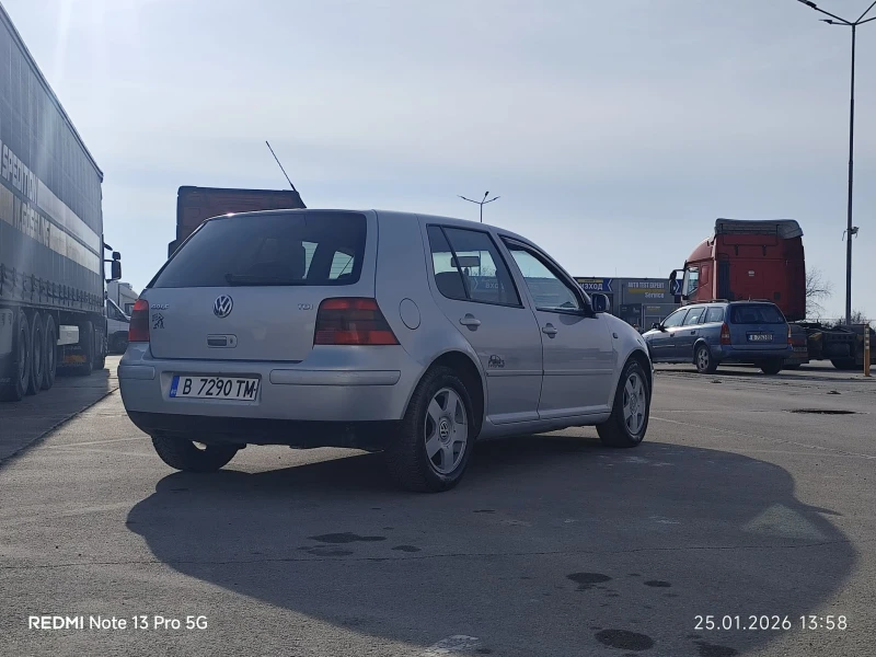 VW Golf, снимка 2 - Автомобили и джипове - 53237416