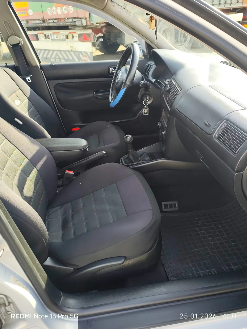 VW Golf, снимка 12 - Автомобили и джипове - 53237416