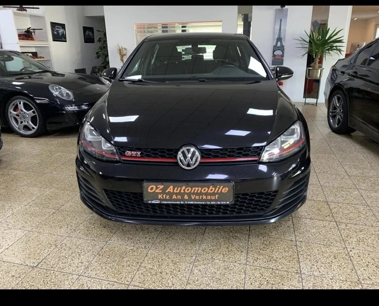 VW Golf, снимка 2 - Автомобили и джипове - 47906392