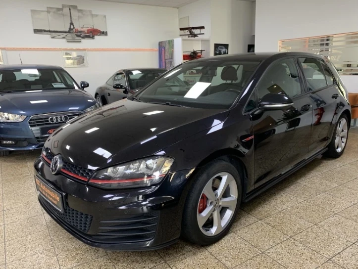 VW Golf, снимка 3 - Автомобили и джипове - 47906392