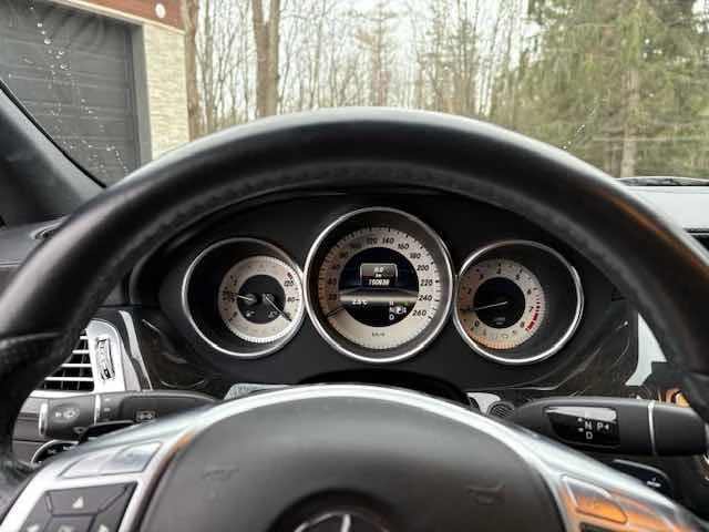 Mercedes-Benz CLS 550 * CARFAX * ДВА КЛЮЧА* ПАНОРАМА*  - изображение 8