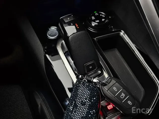 Peugeot 3008 Allure * CARFAX * АвтоКредит* (ЦЕНА ДО БГ) - изображение 7