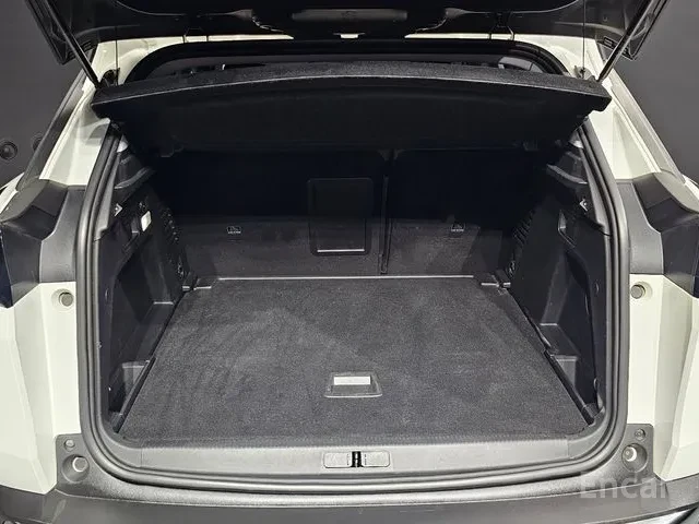 Peugeot 3008 Allure * CARFAX * АвтоКредит* (ЦЕНА ДО БГ), снимка 13 - Автомобили и джипове - 53502142