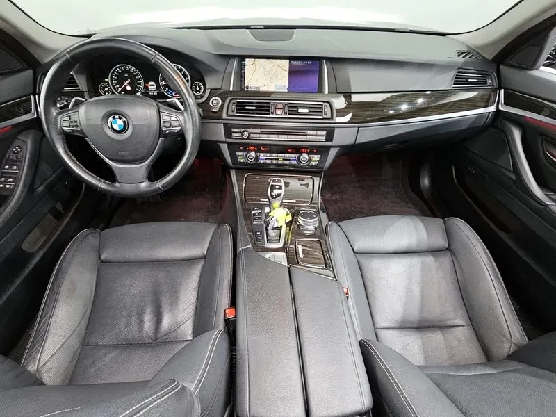 BMW 528 i Luxury Plus - САМО 30% АВАНС, снимка 7 - Автомобили и джипове - 55803151