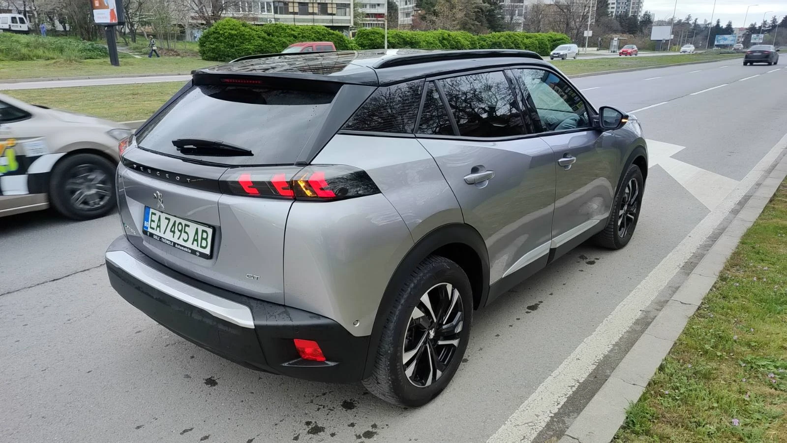 Peugeot 2008 e-GT Line Pack - изображение 5