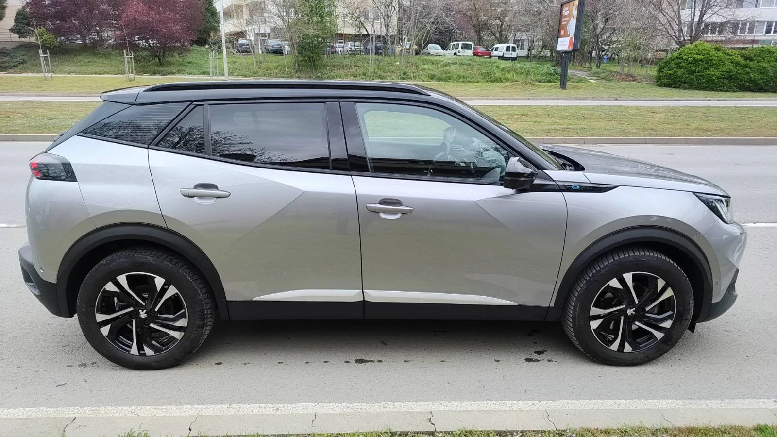 Peugeot 2008 e-GT Line Pack - изображение 4