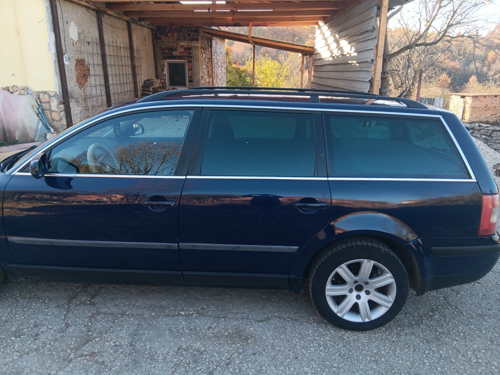 VW Passat 1, 9 - изображение 2