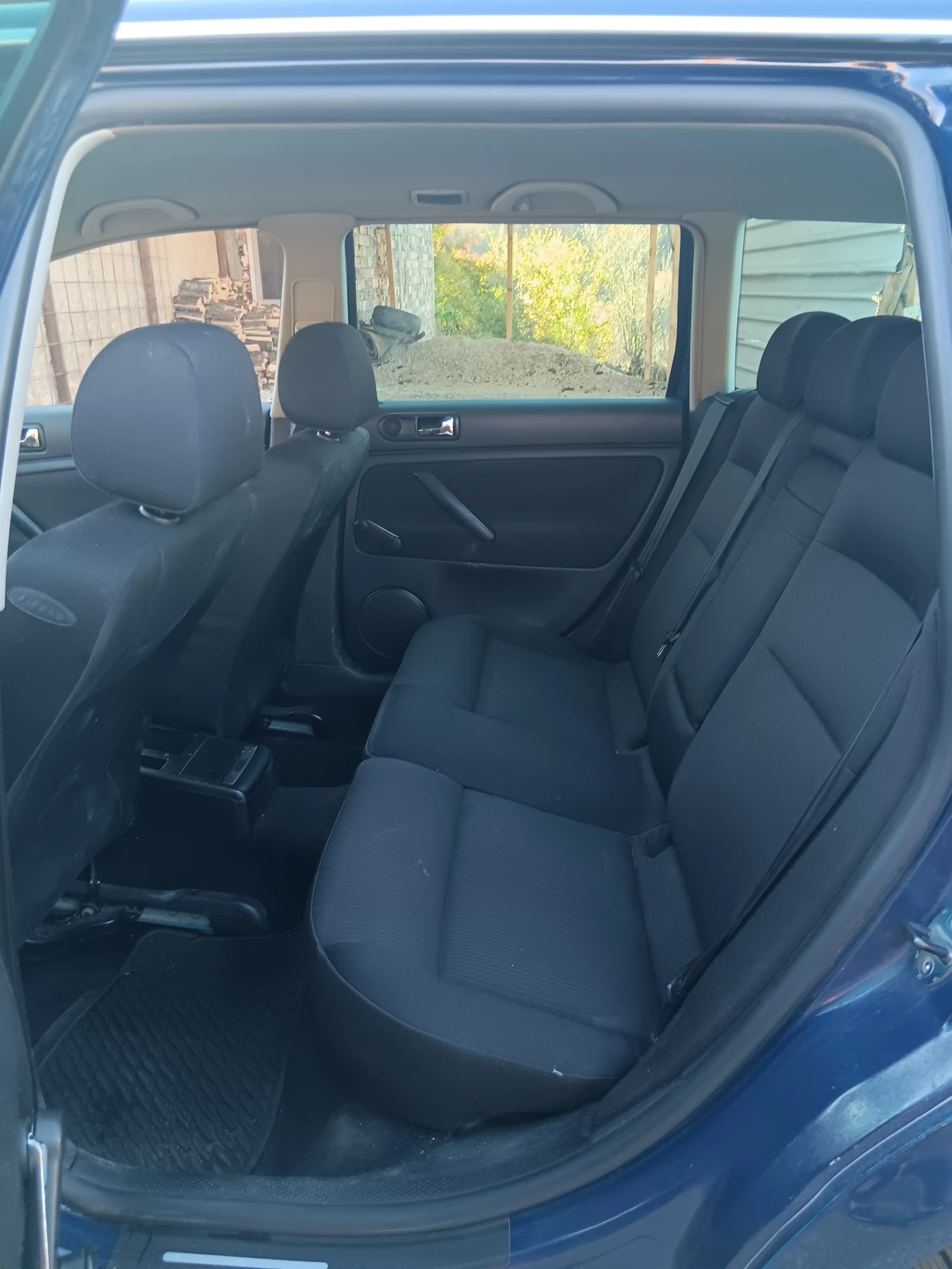 VW Passat 1, 9 - изображение 4