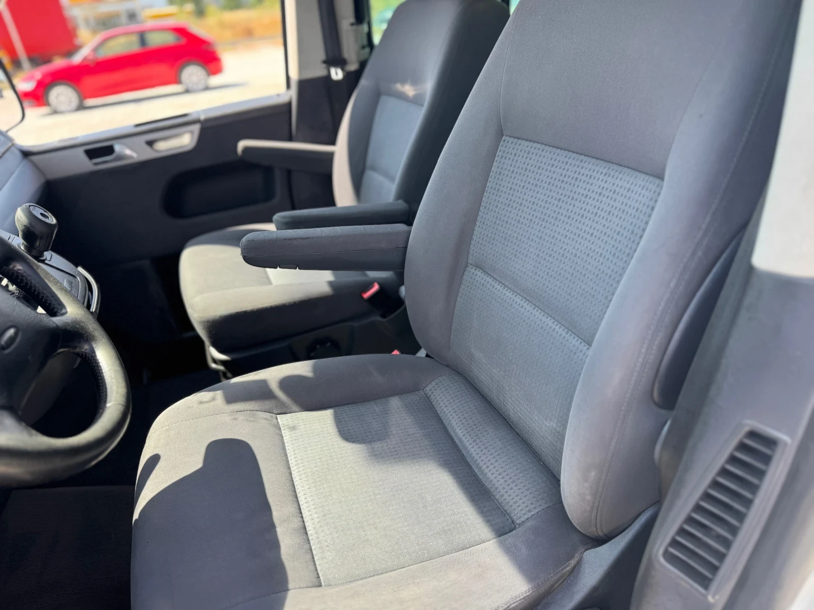 VW Multivan  - изображение 8
