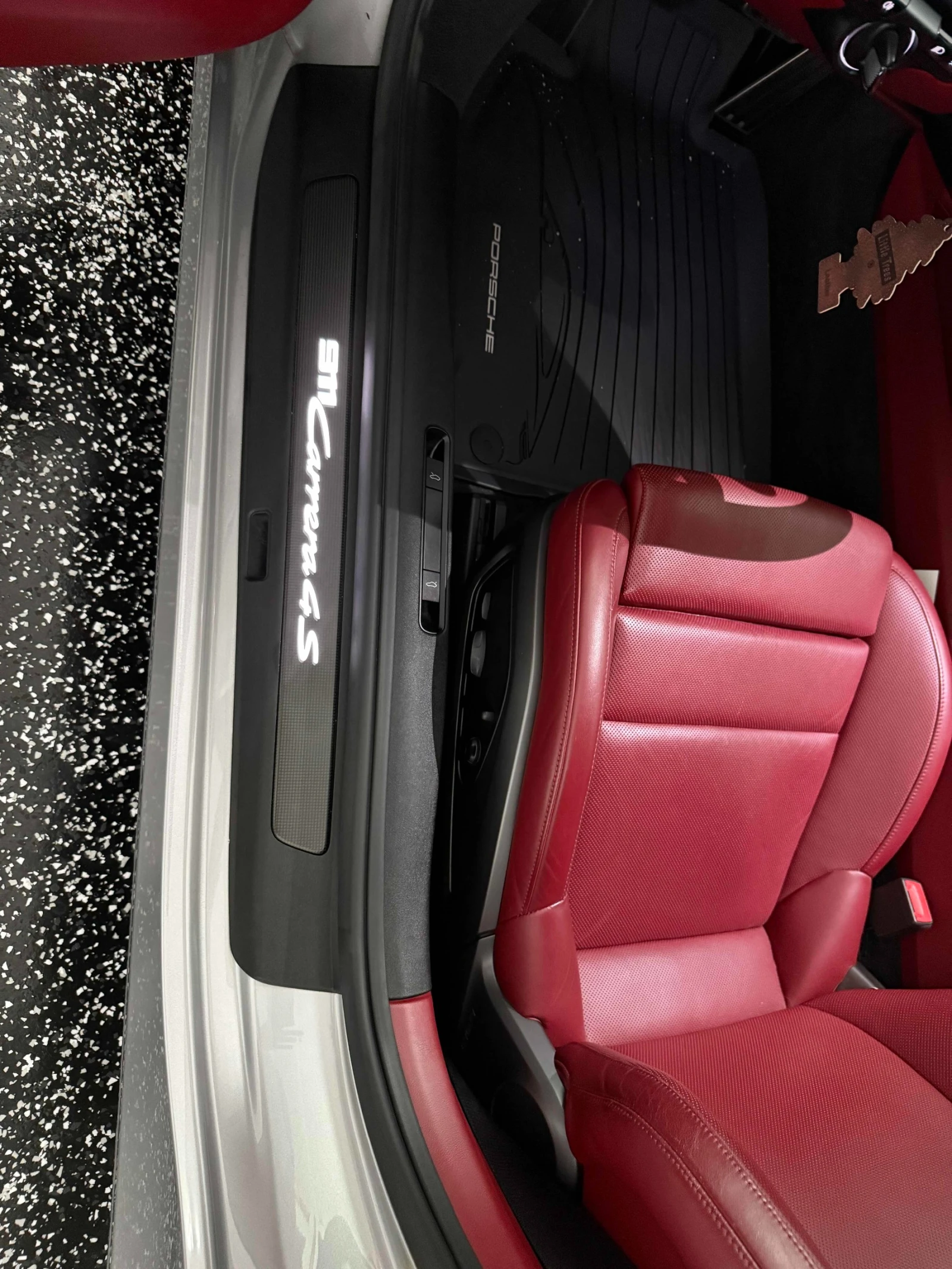 Porsche 911 CARFAX    | Mobile.bg   14