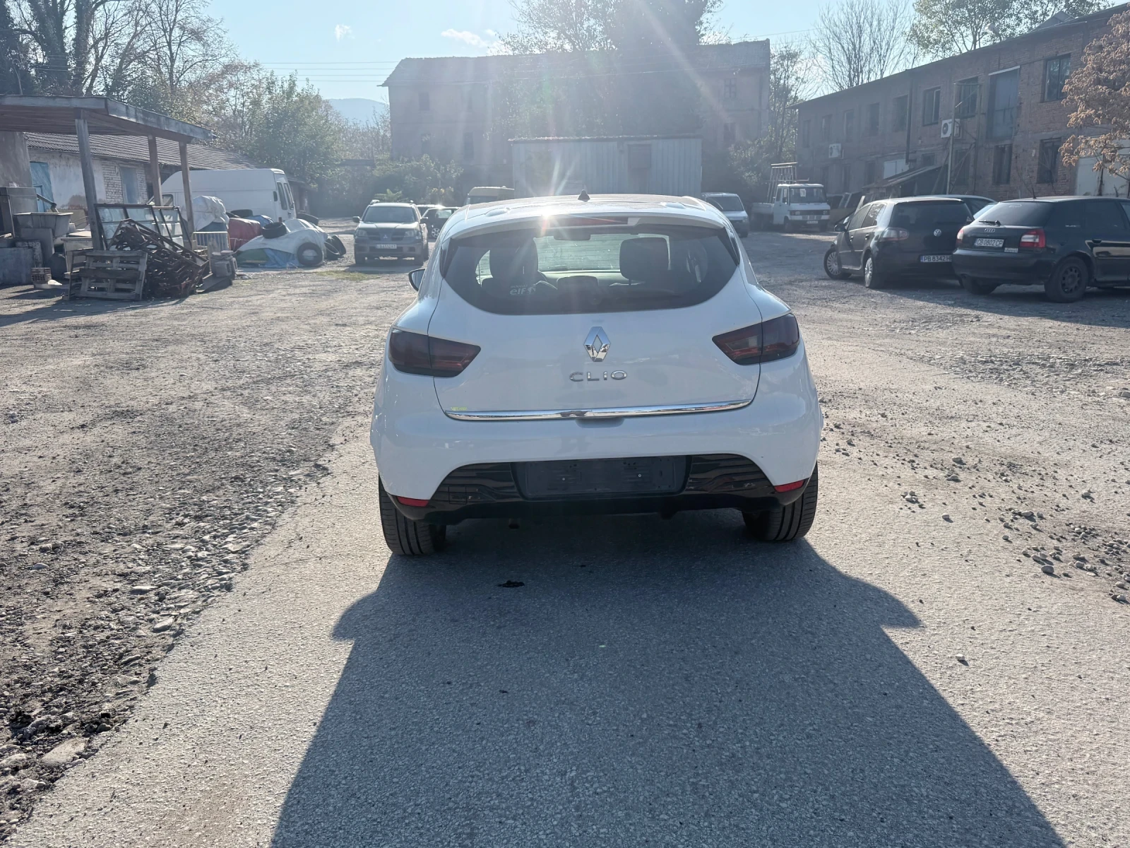 Renault Clio 1.2 - изображение 6