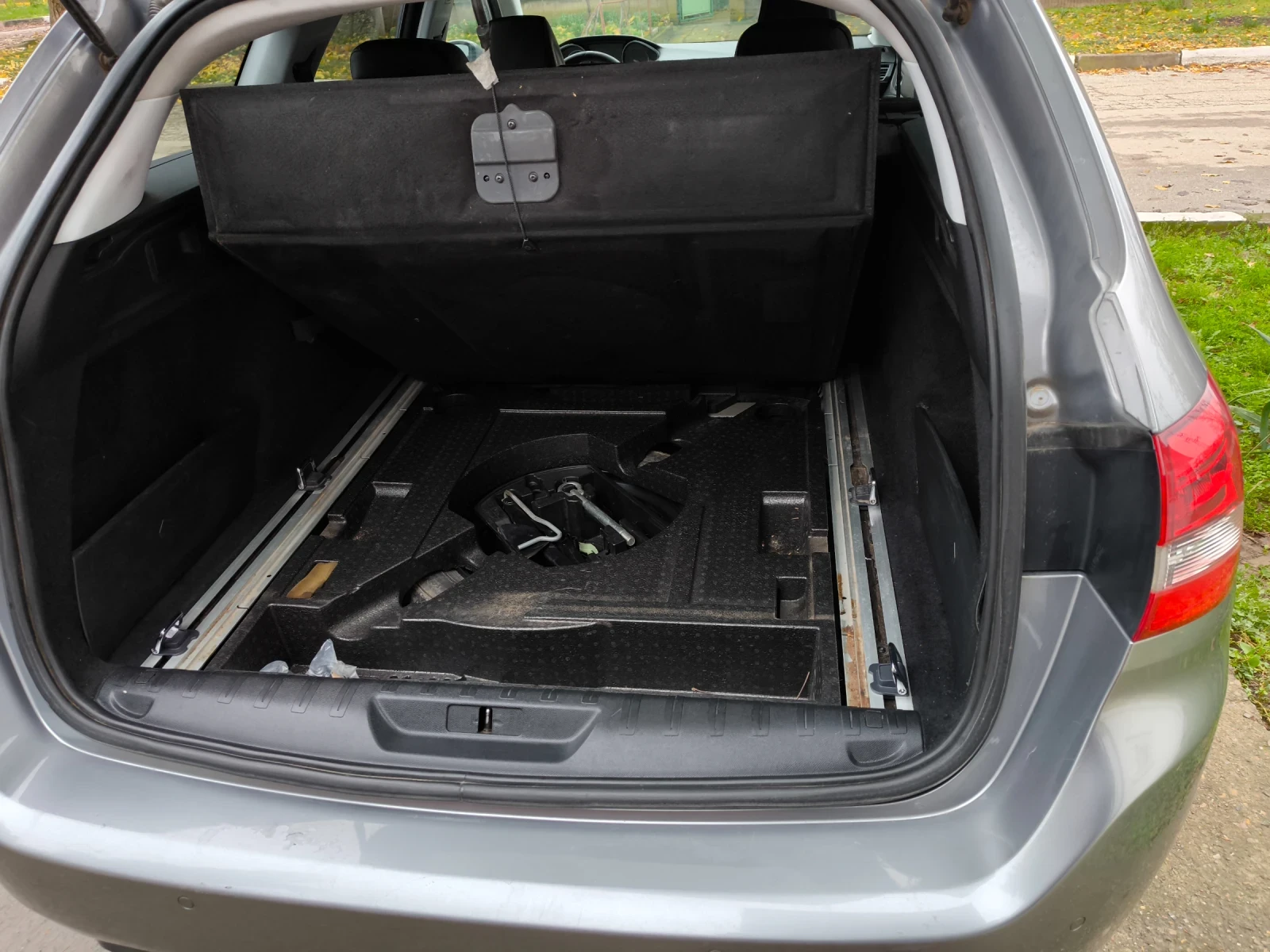 Peugeot 308 Mk II Allure - изображение 10