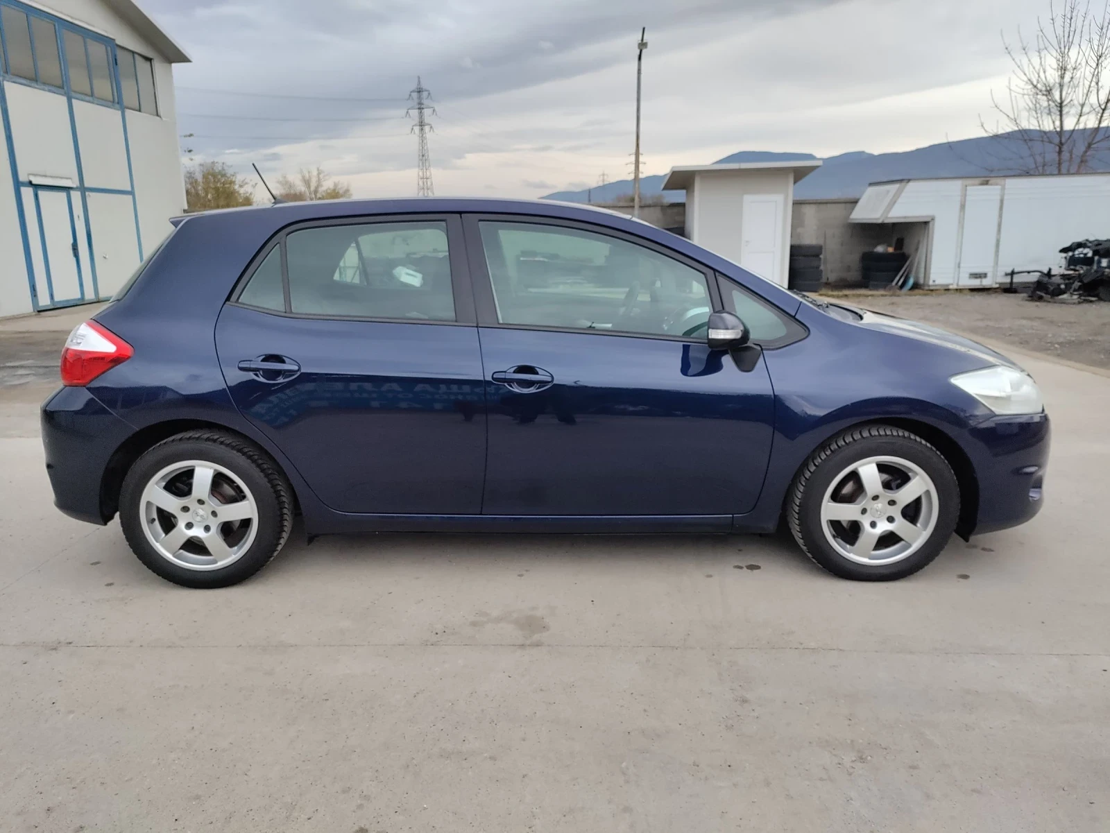 Toyota Auris 1.6i Germany 2011 132hp.Euro 5 Full Service - изображение 7