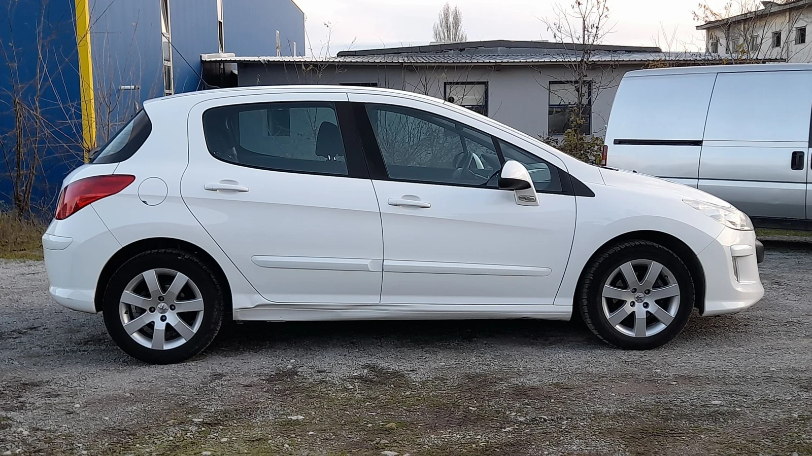 Peugeot 308 1.6hdi 90kc FaceLift  | Mobile.bg   8