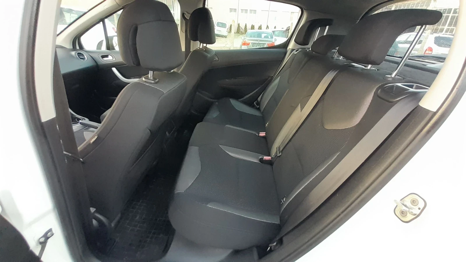 Peugeot 308 1.6hdi 90kc FaceLift  | Mobile.bg   16