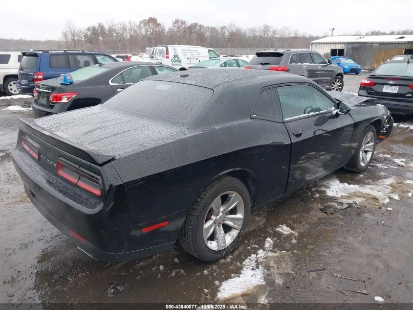 Dodge Challenger 3.6L V-6 DOHC, VVT, 303HP Rear Wheel Drive | Mobile.bg � ����������� 10