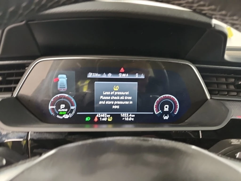 Audi E-Tron * QUATTRO PREMIUM PLUS * FULL EXTRAS  | Mobile.bg � ����������� 10