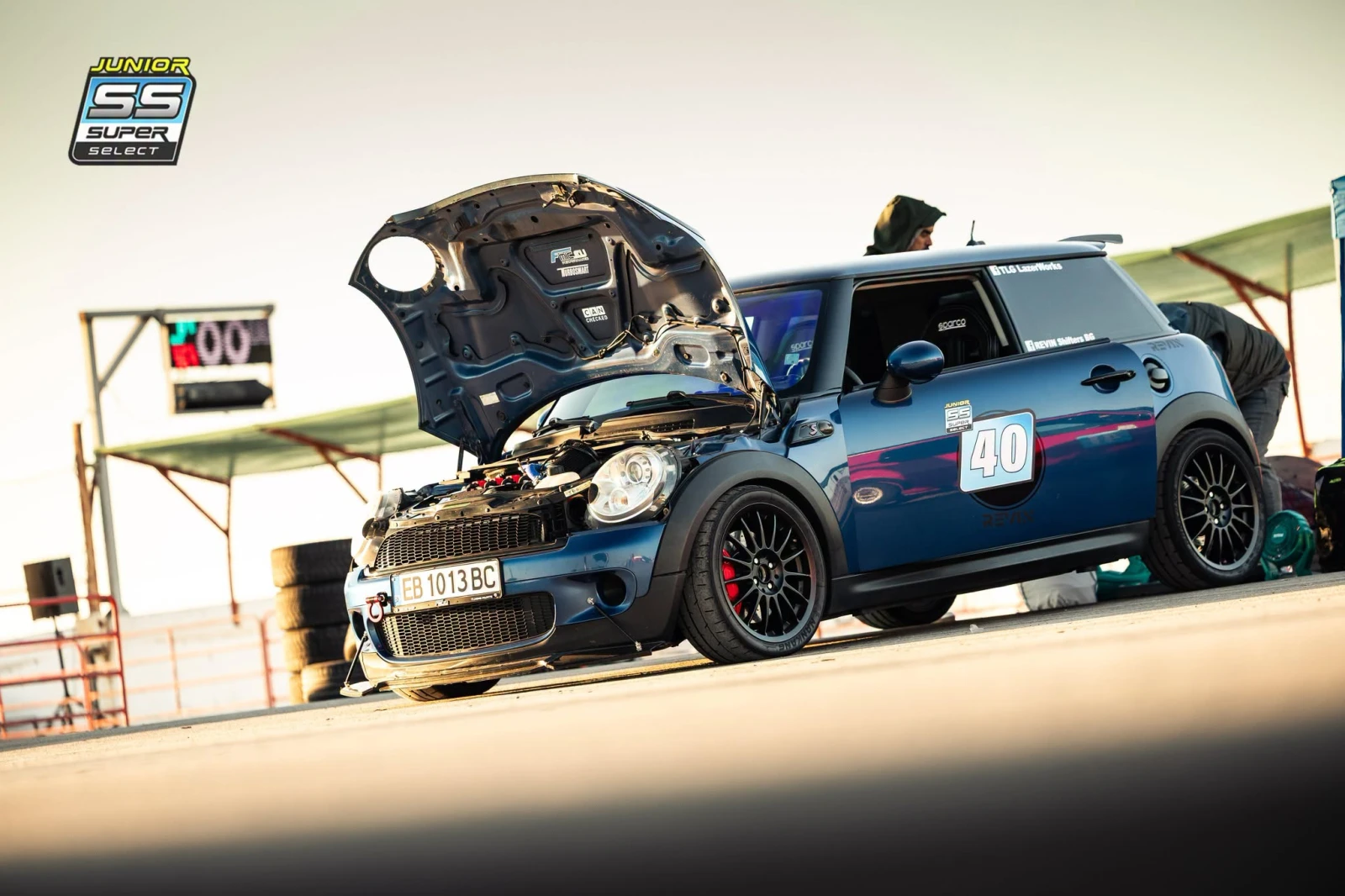 Mini Cooper s Track Tool