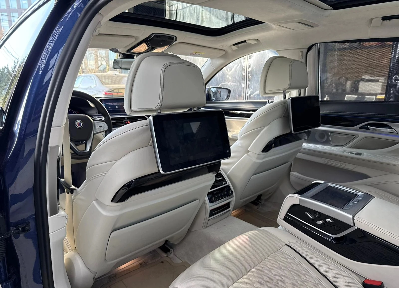 Alpina B7 4.4 Twin Turbo, снимка 10 - Автомобили и джипове - 54126744