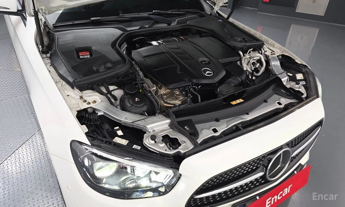 Mercedes-Benz E 220, снимка 6 - Автомобили и джипове - 54152466