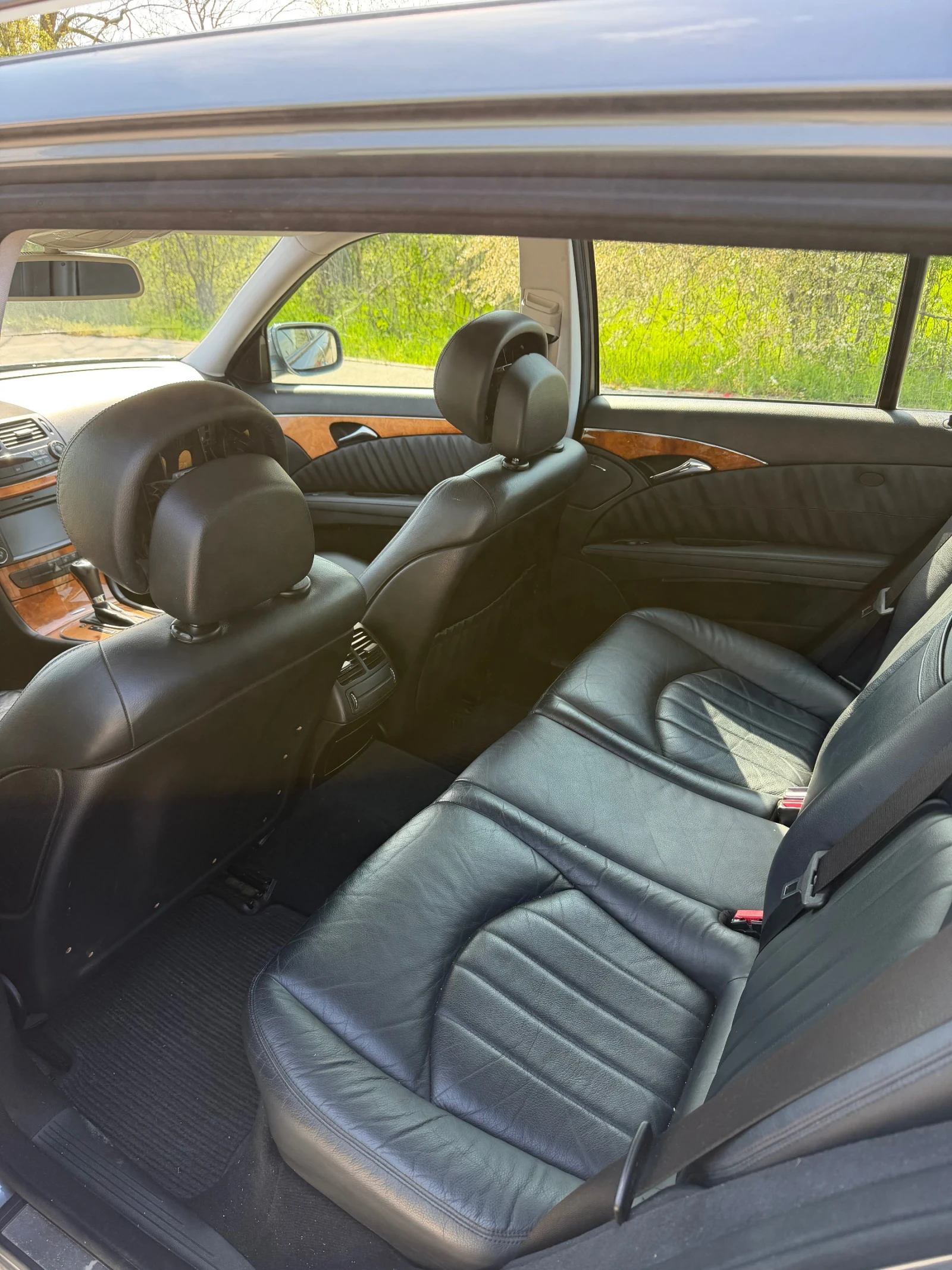 Mercedes-Benz E 320, снимка 6 - Автомобили и джипове - 54173208