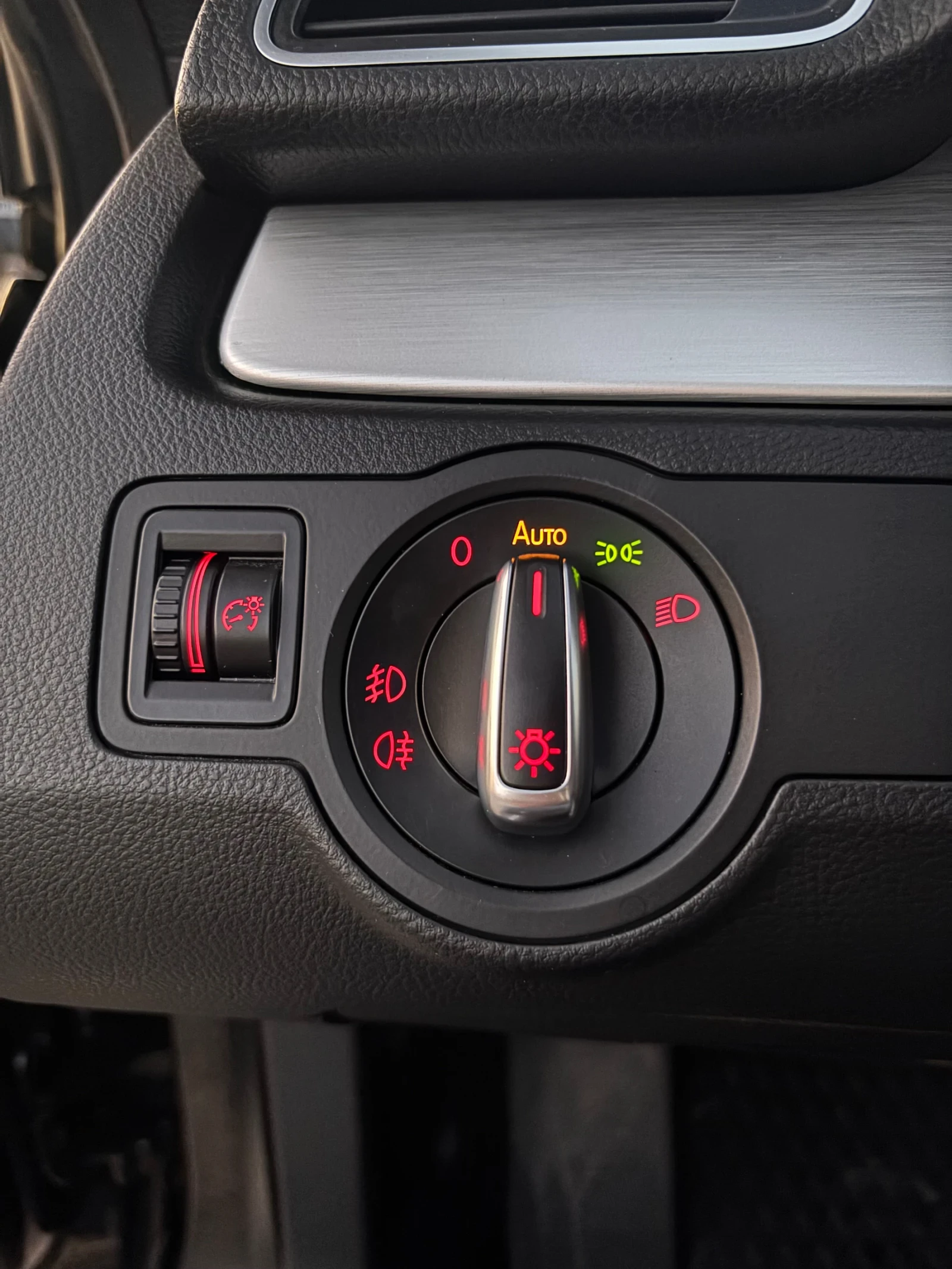 VW CC 2.0* 140hp* DSG, снимка 14 - Автомобили и джипове - 54295413