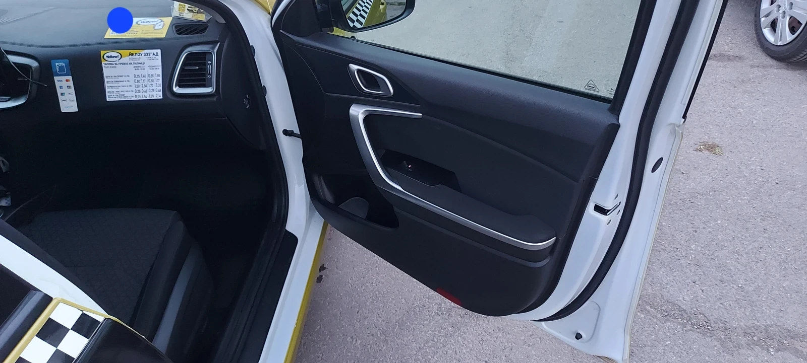 Kia Ceed, снимка 5 - Автомобили и джипове - 54335549