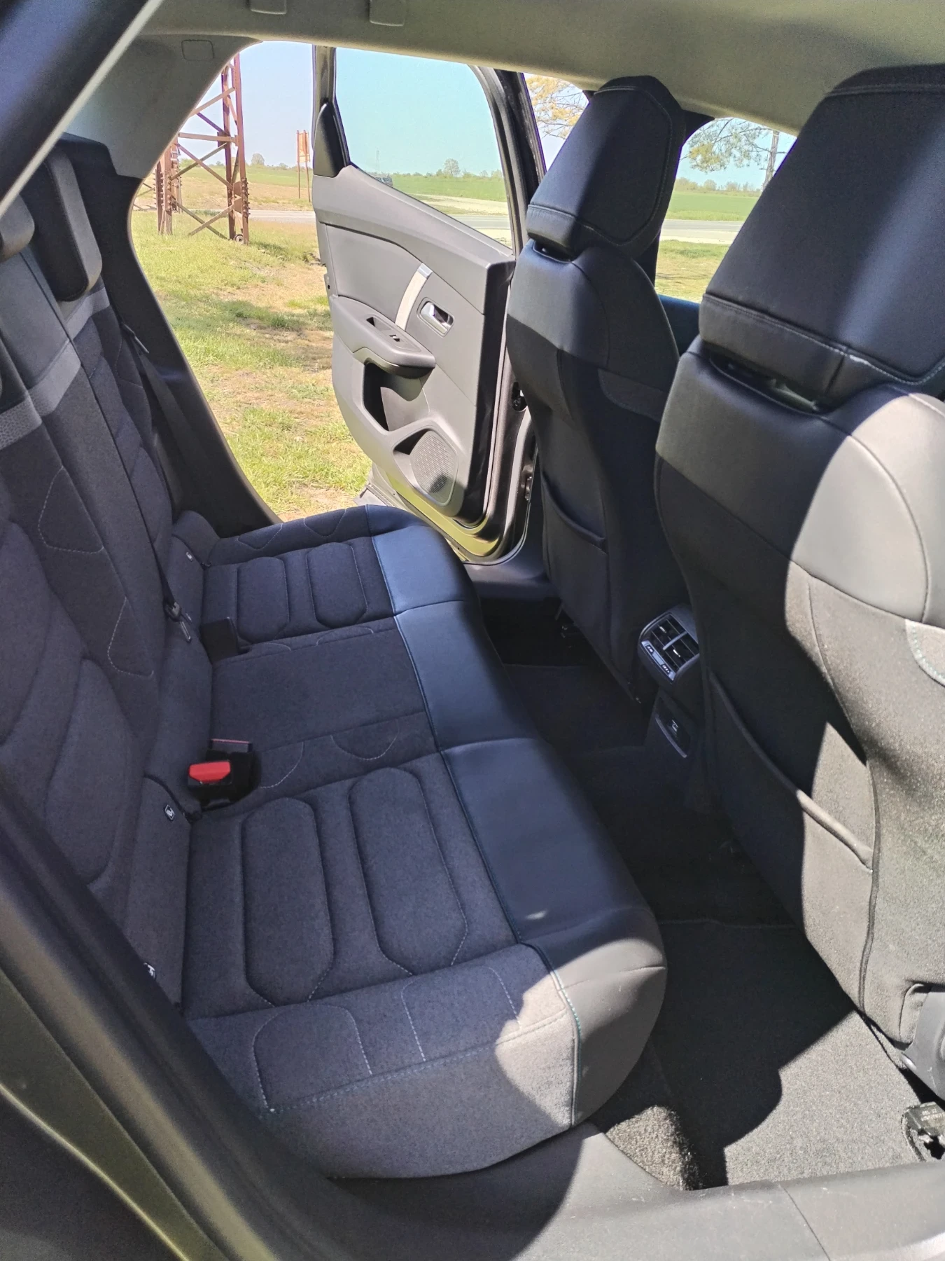 Citroen C4 Feel pack, 1199, 130 hp 03.2023, снимка 9 - Автомобили и джипове - 54458706