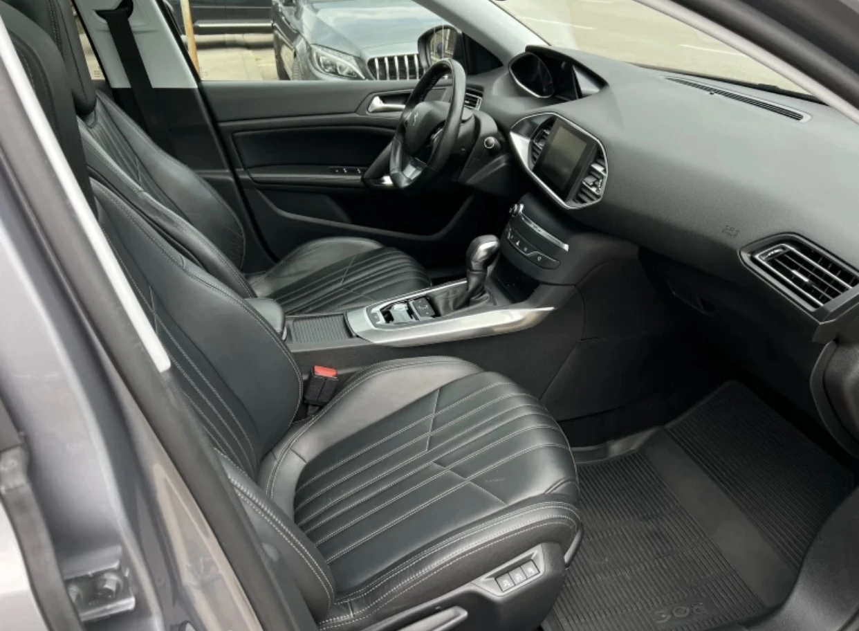Peugeot 308 2.0 HDI , снимка 11 - Автомобили и джипове - 55022968