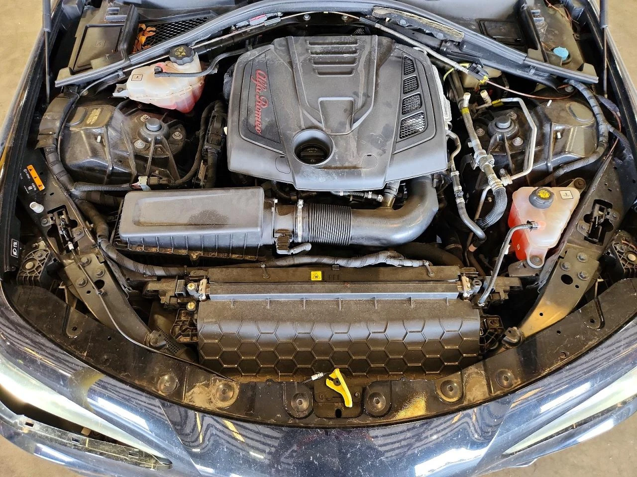 Alfa Romeo Giulia RWD* ПОДГРЕВ* КАМЕРА* КОЖА* KEYLESS* , снимка 12 - Автомобили и джипове - 55724608