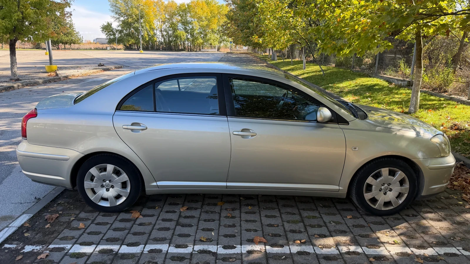 Toyota Avensis 1.6 VVT-i ������/��� | Mobile.bg � ����������� 5