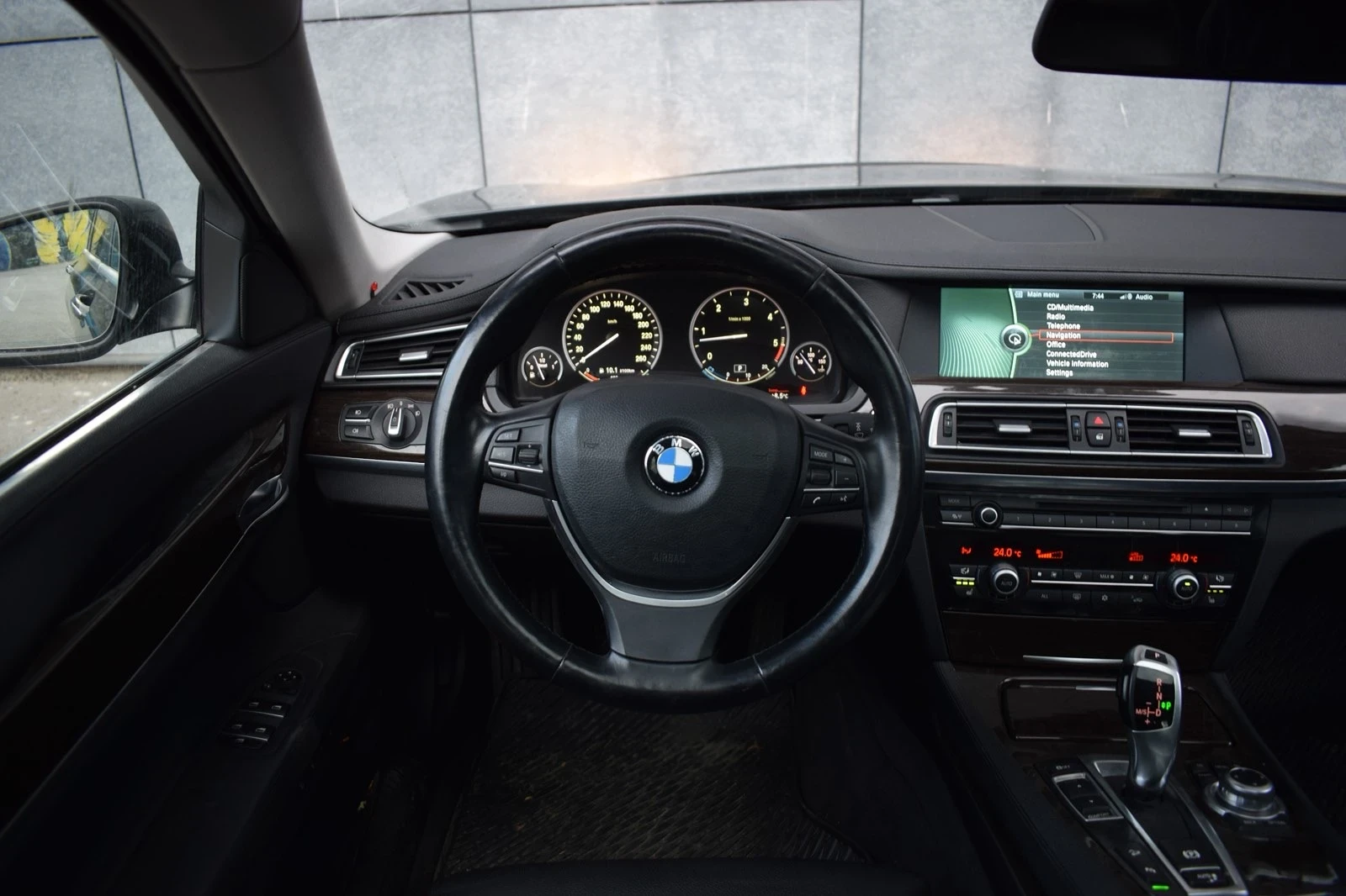 BMW 740 Сменени вериги , снимка 6 - Автомобили и джипове - 56584796