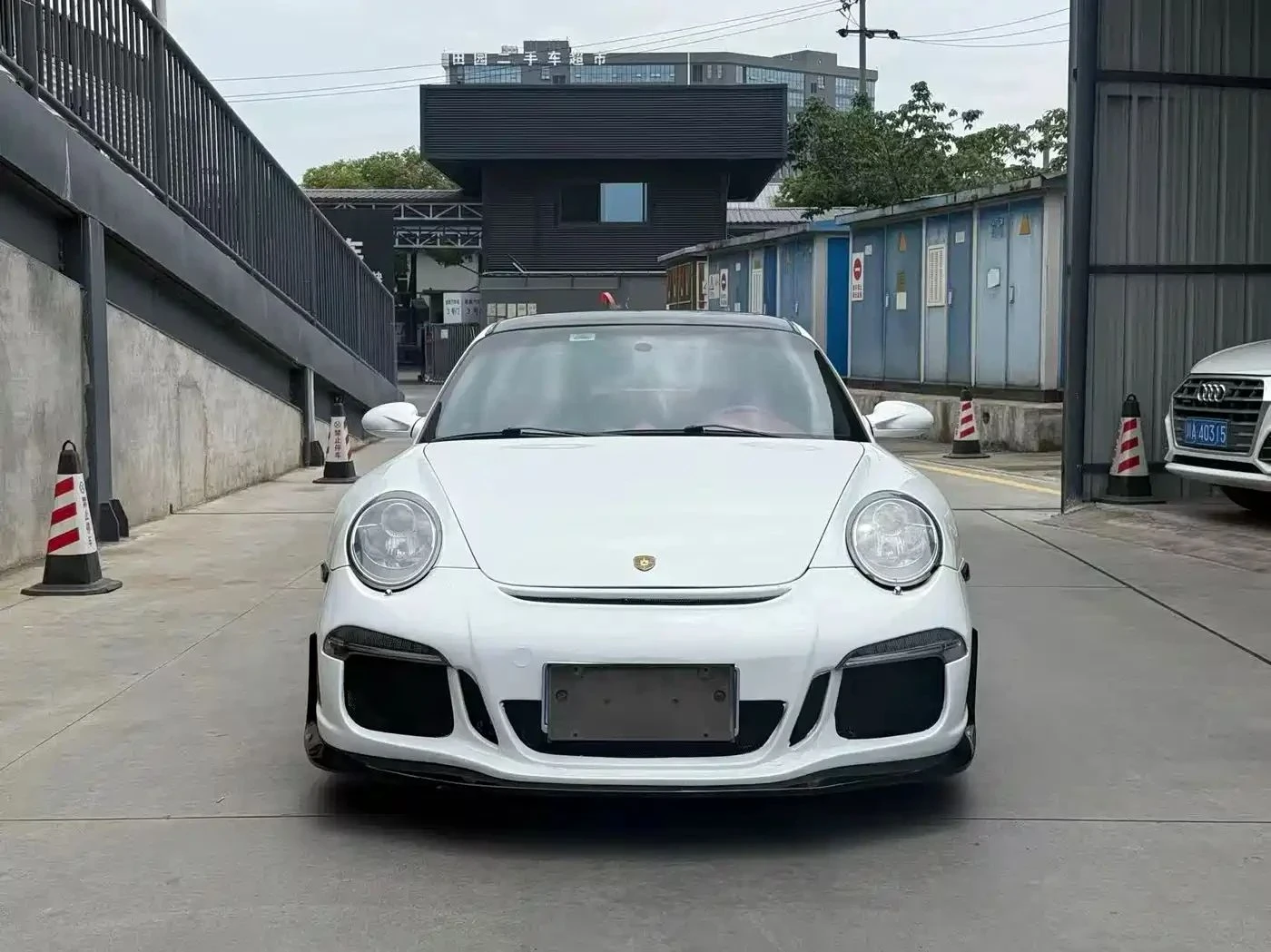 Porsche 911, снимка 2 - Автомобили и джипове - 56685278