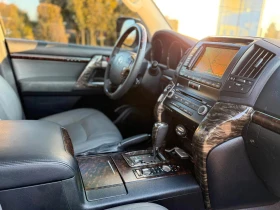 Toyota Land cruiser J200 ШВЕЙЦАРИЯ !, снимка 12