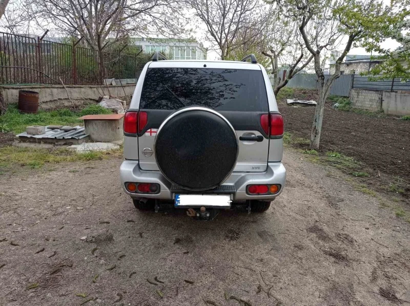 Nissan Terrano, снимка 3 - Автомобили и джипове - 47660686