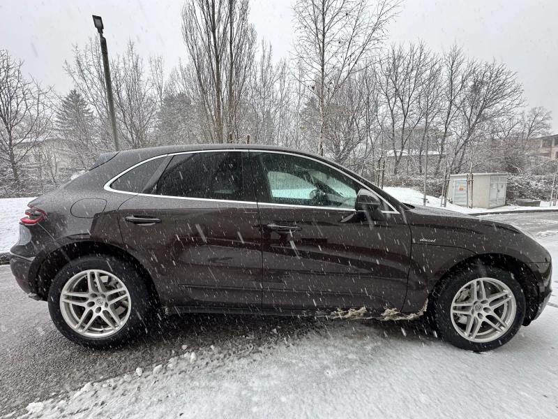 Porsche Macan 3.0d / ПАНОРАМА, снимка 8 - Автомобили и джипове - 48427852