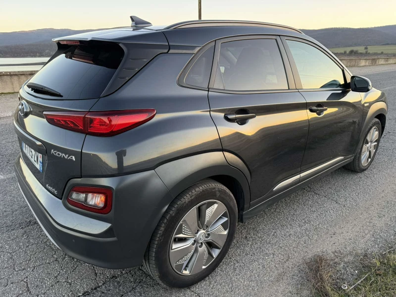 Hyundai Kona PREMIUM, снимка 5 - Автомобили и джипове - 52811151